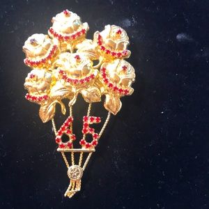 Vintage ROTARY INTERNATIONAL brooch 65 years